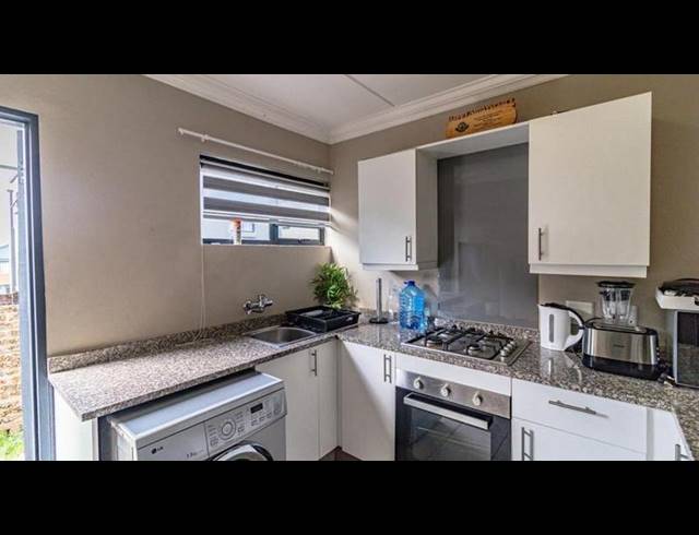 3 BEDROOM TOWNHOUSE FOR SALE IN SOUTH HILLS